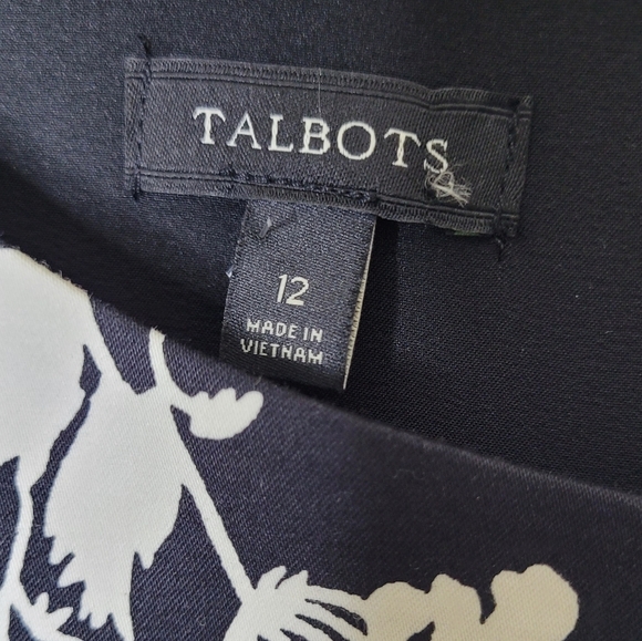 Talbots Black & White Floral Dress Feminine Modern Classic Knee Length Size 12 - Picture 6 of 7